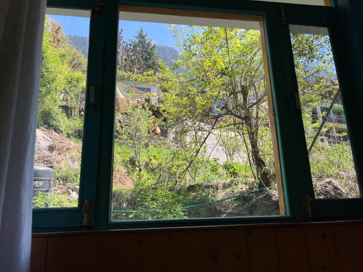 The Vagabond Manali Hostel Exterior photo