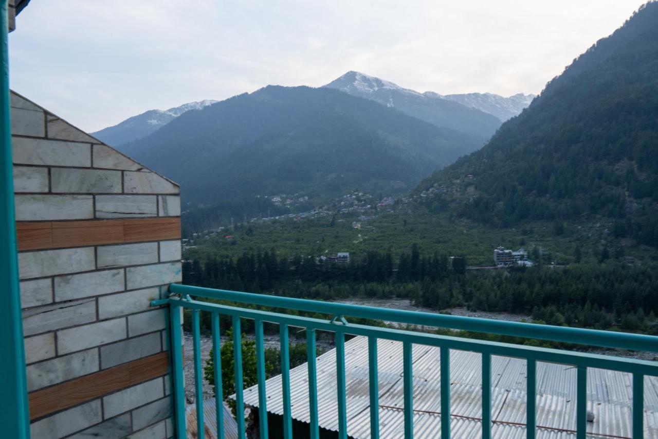 The Vagabond Manali Hostel Exterior photo